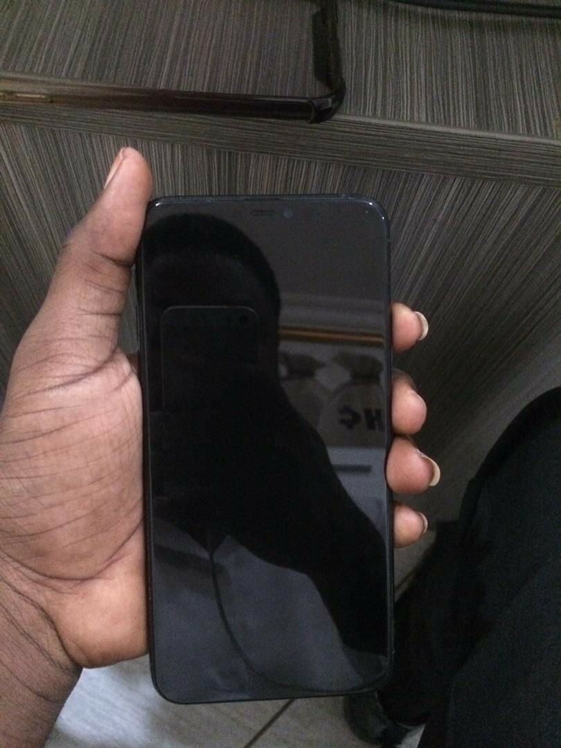 iPhone 11 Pro max