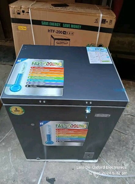 CHEST FREEZER