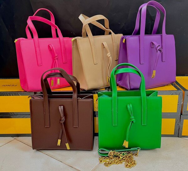 Ladies hand bag