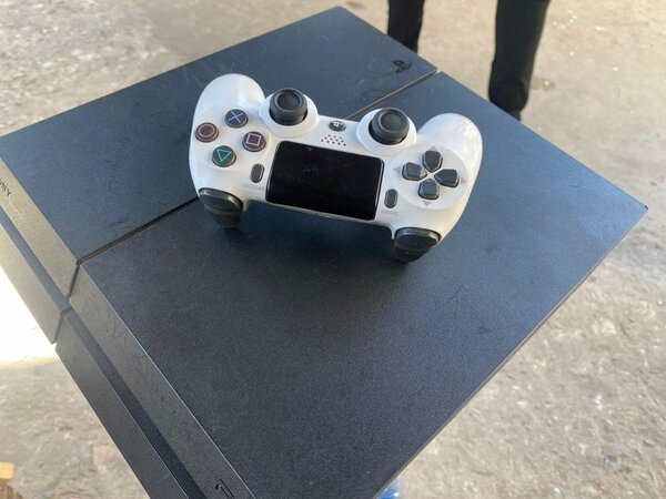 Play station 4