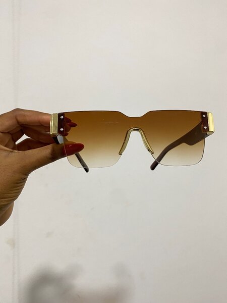 Sunglass
