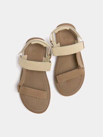 Kito pull and bear
