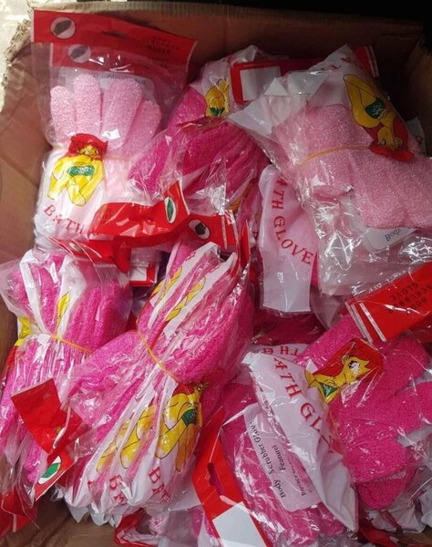 Gants de gommage