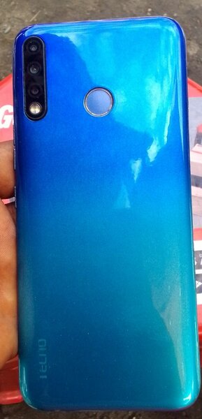 Tecno Spark
