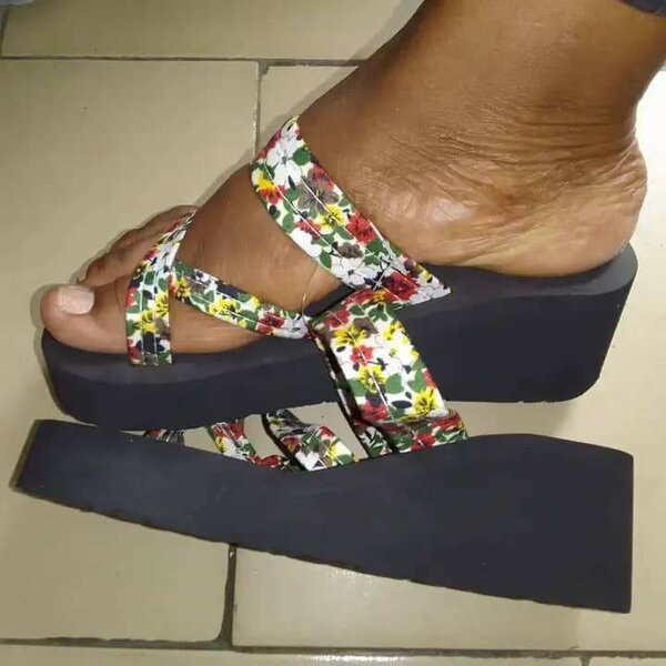 Sandales