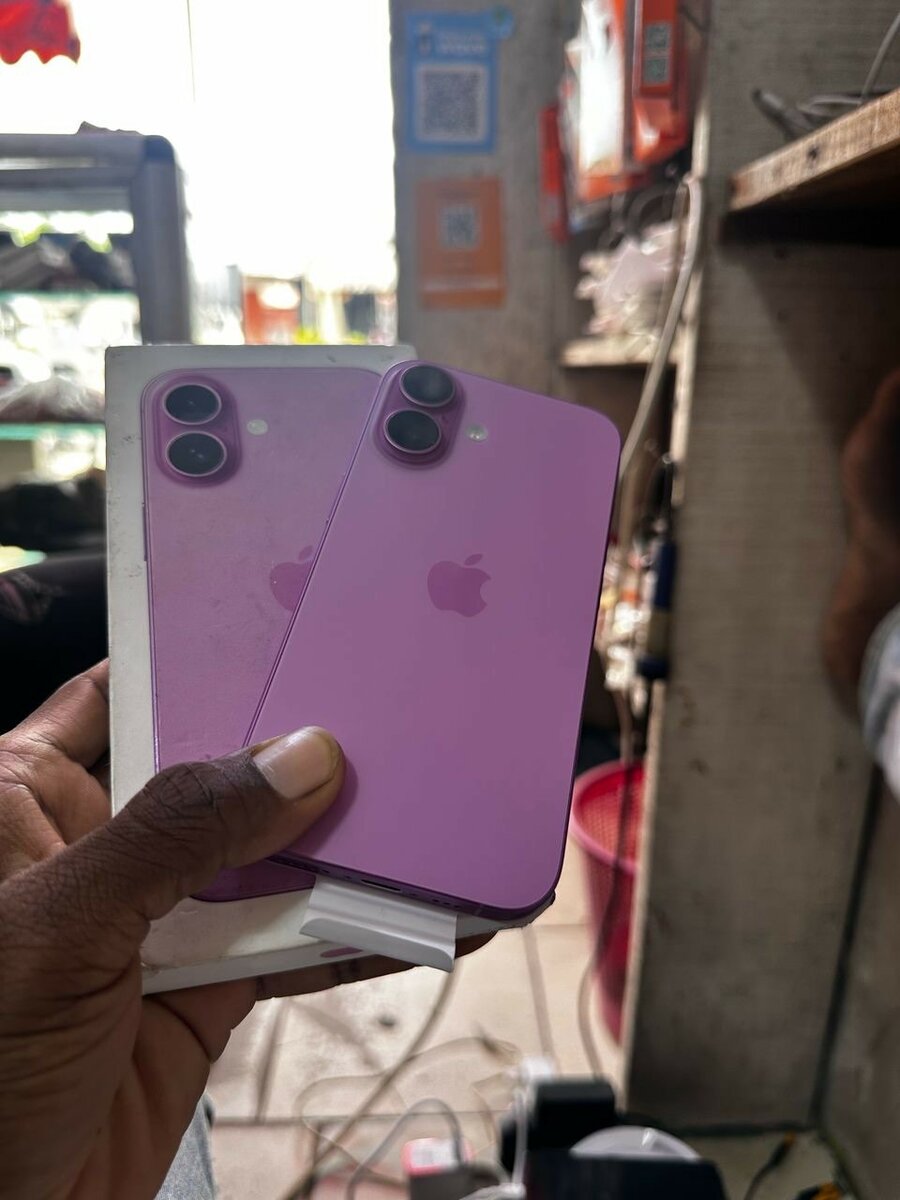 iPhone 16