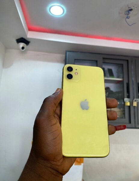 iPhone 11