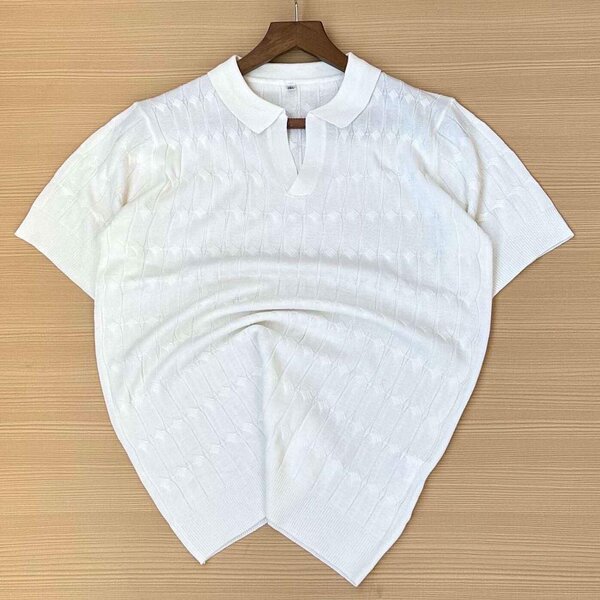 Fashionable tops