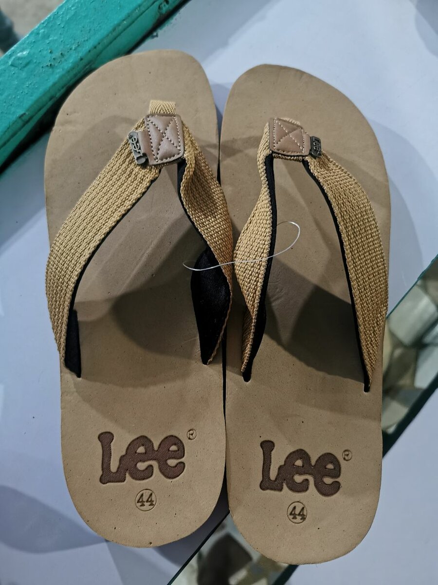 Sandale LEE