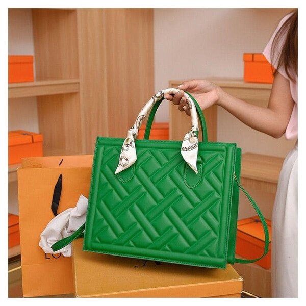 Sac vert spacieux