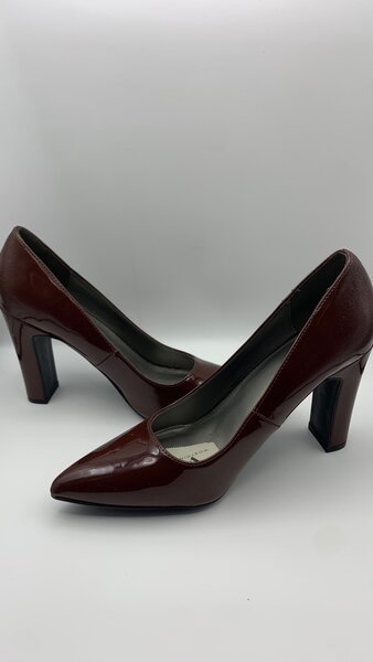 Quality heels available (US brand)