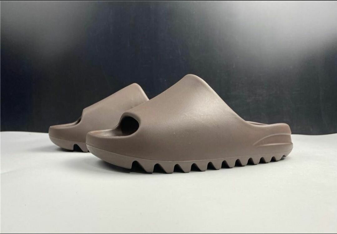 Adidas Yeezy Slides