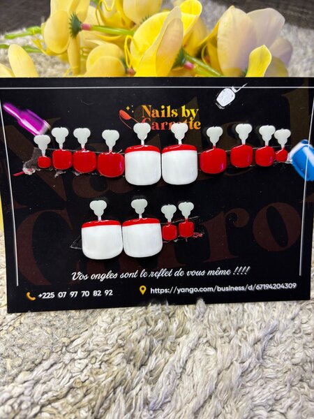 Ongles Faux Rouge Blanc