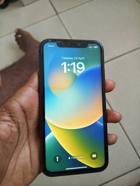 iPhone 11