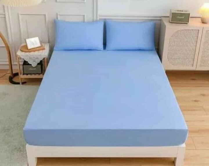 Linge de lit bleu