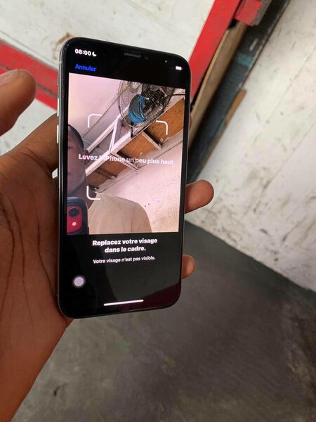 iPhone X 64 Go