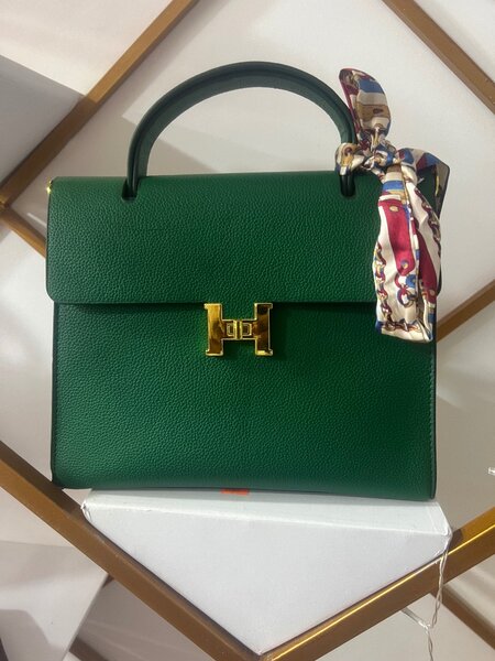 Handheld bag