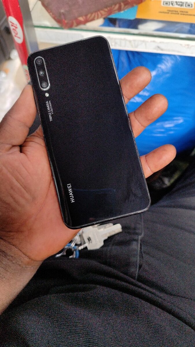 Huawei Y9s