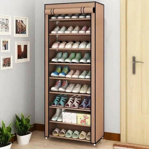 Placard de rangement et chaussures