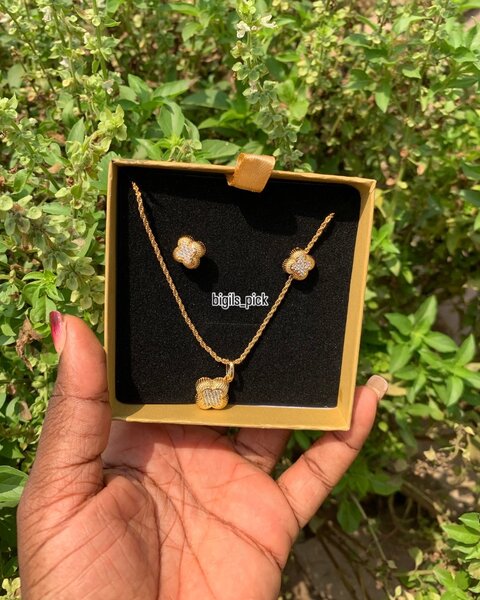 Jewelry set