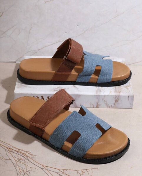 SHUZIA Sandales