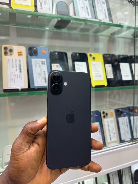 iPhone 16 plus 128Go