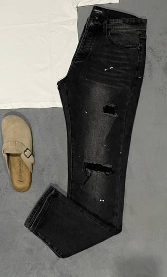 Jeans size 32