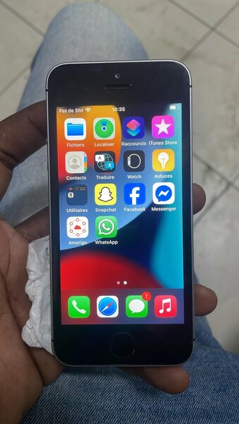 iPhone SE