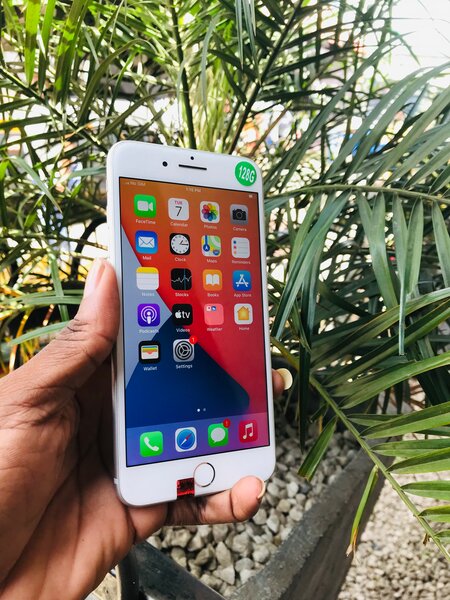 7plus 128 gb