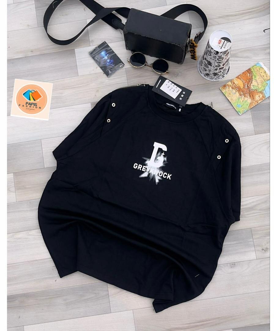 TEE short