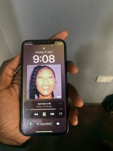 iPhone X