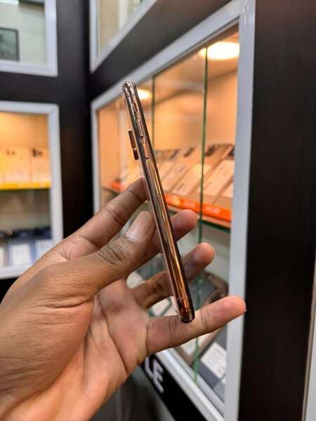 iPhone XS