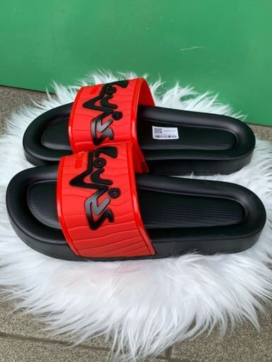 EASY SLIPPERS