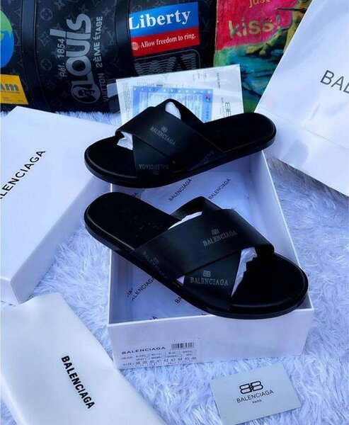 Fashion slippers