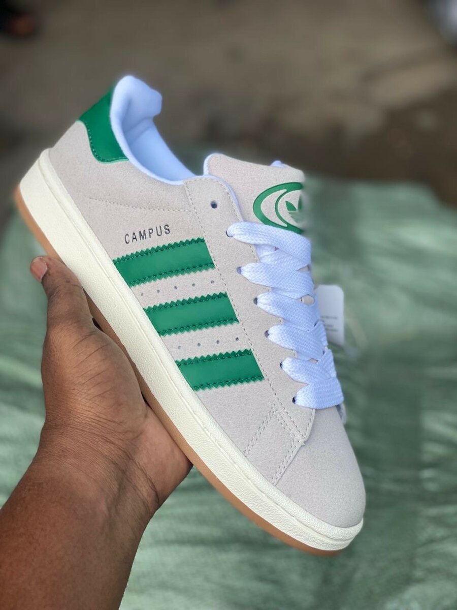 Chaussures Adidas