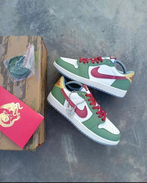 Air Jordan 1 low
