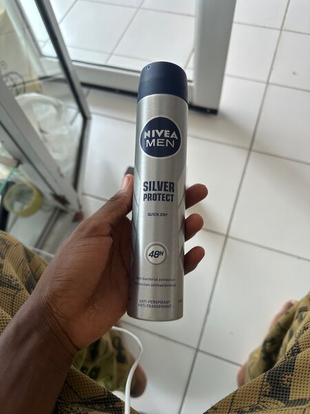 NIVEA MEN