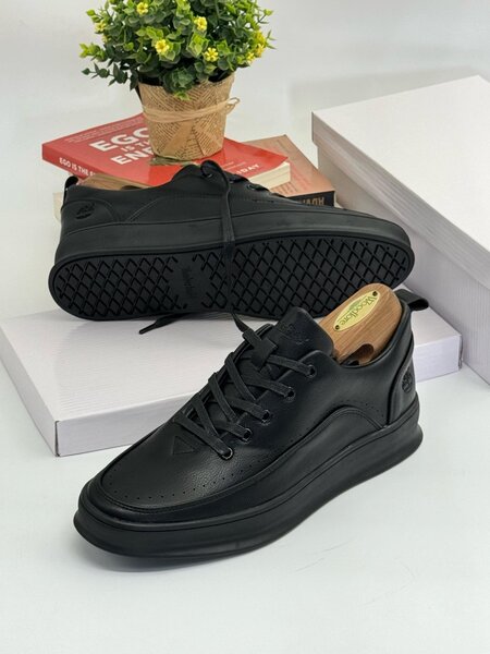 TIMBERLAND BLACK
