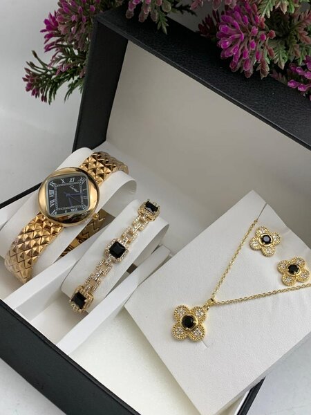 Watch set