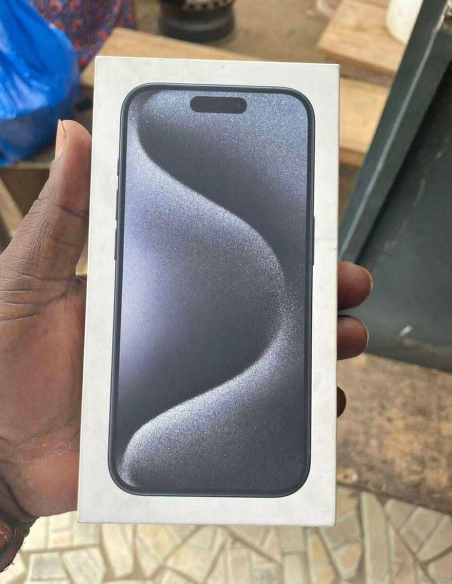iPhone15 pro 256go