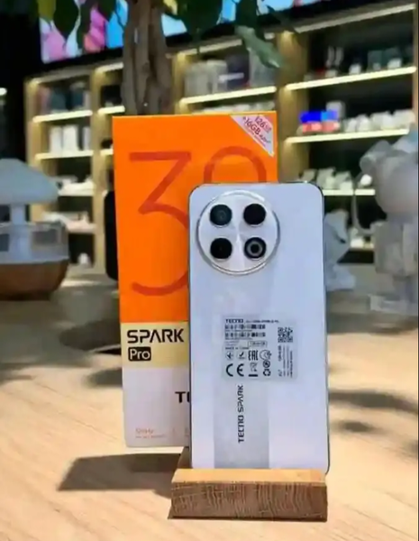 Smartphone SPARK 30 Pro 64MP