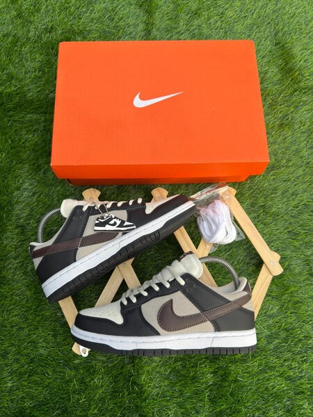 Nike noir blanc