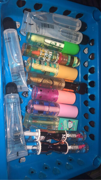 Leslie shop🛒🛍️🤑