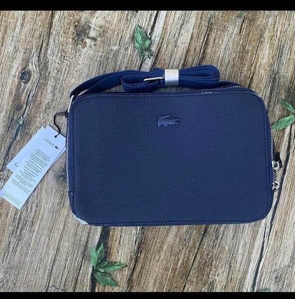 Sac Lacoste