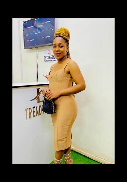 Bandage dress beige