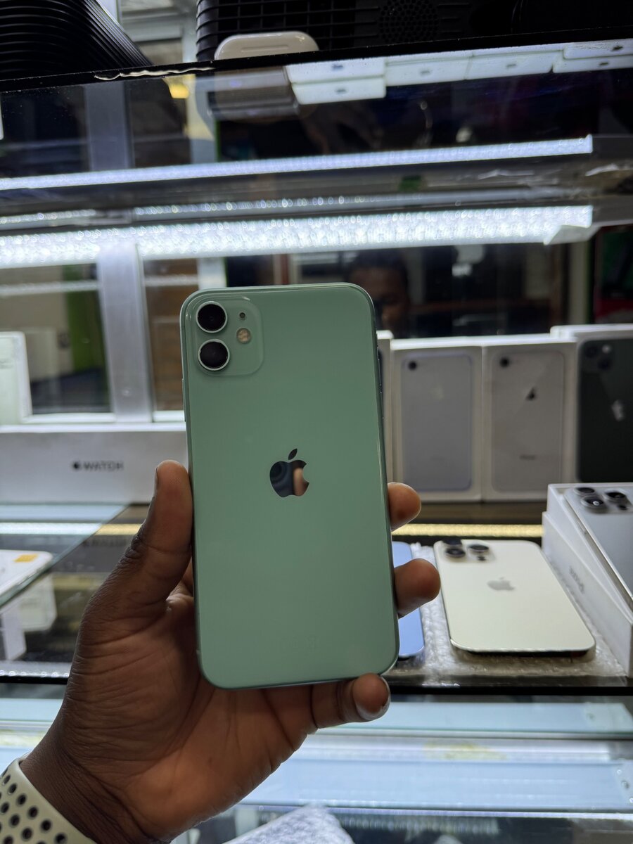 iPhone 11