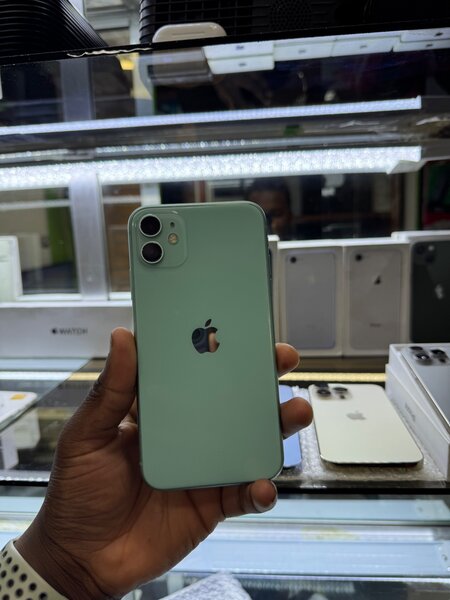 iPhone 11