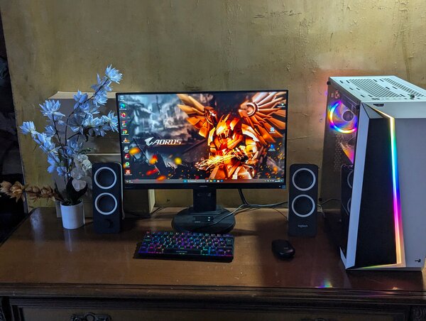 UC GAMER RYZEN 5 (12 Processeurs logiques ) - RAM 32 Go-SSD