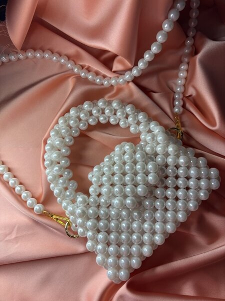 Beaded handheld bag