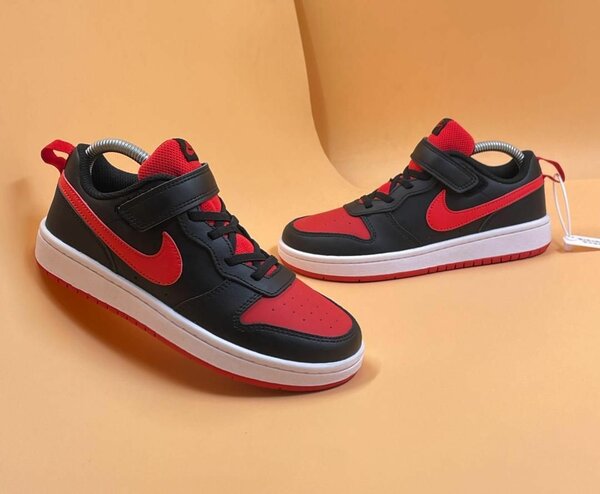 Kids sneakers
